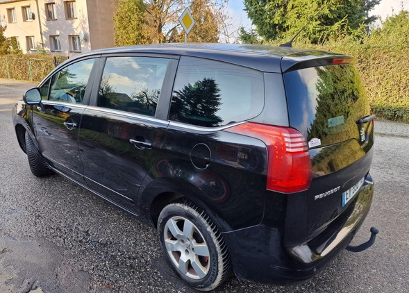 Peugeot 5008 cena 10900 przebieg: 232800, rok produkcji 2010 z Praszka małe 254